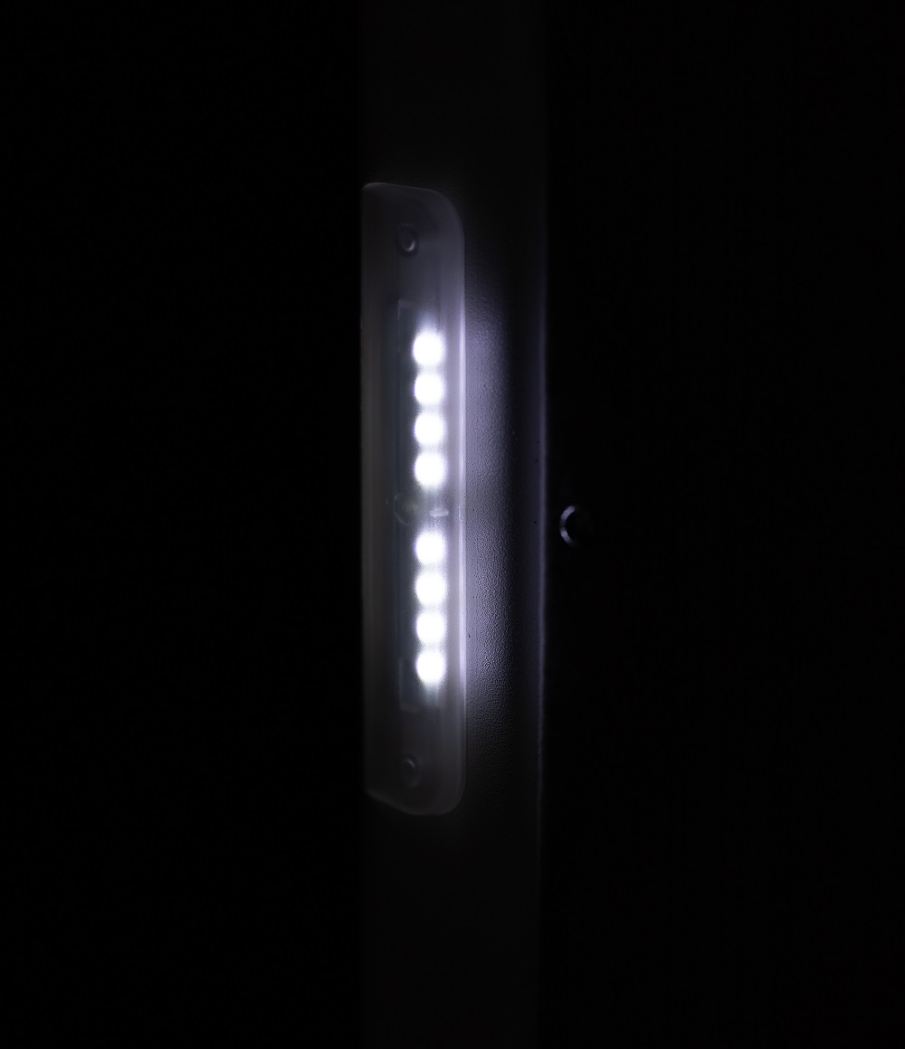 Como as Caixas de Luz Interna Podem Facilitar o Uso Diário de Seu Cofre?
